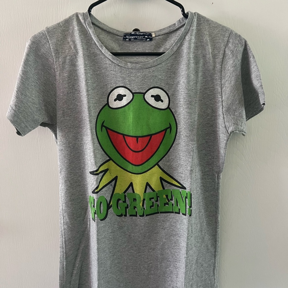 “Go green” Vintage Gray Green Kermit the Frog Tee